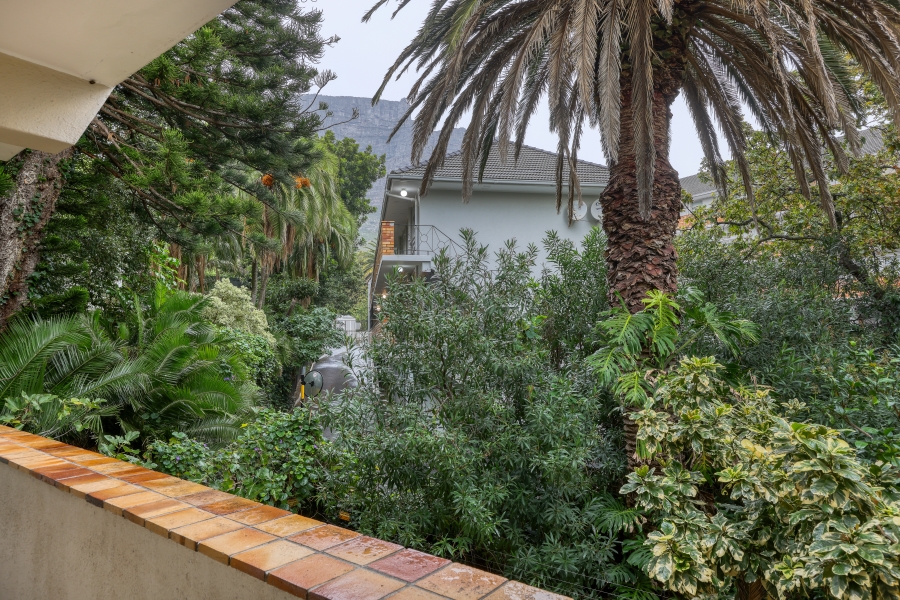 2 Bedroom Property for Sale in Oranjezicht Western Cape